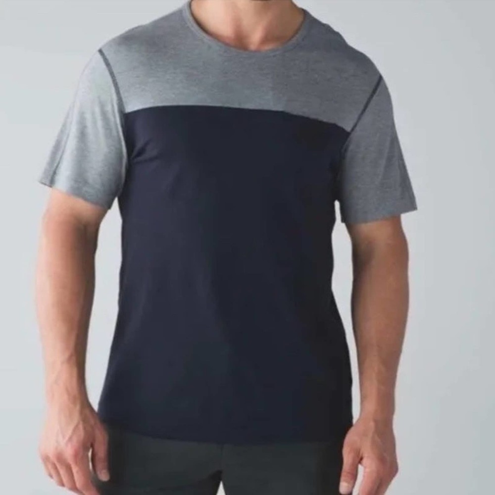 lululemon athletica Gray and Navy Short Sleeve Tee